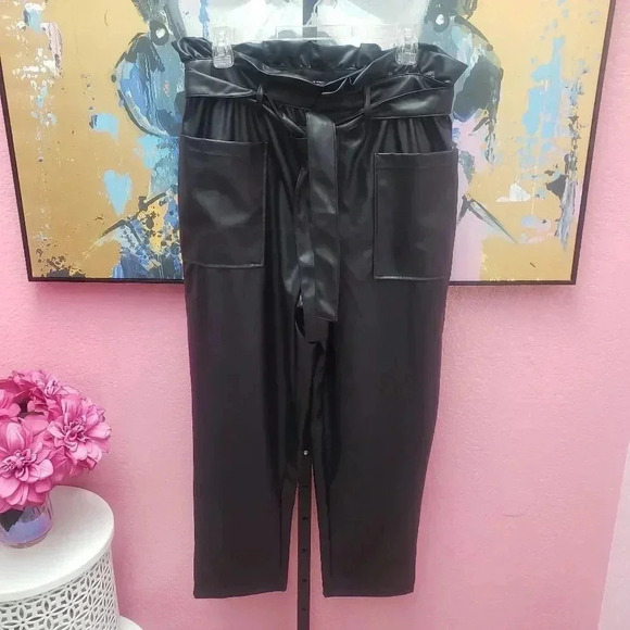 Who What Wear Faux Leather Paperbag  Waist Pant - Picture 1 of 7